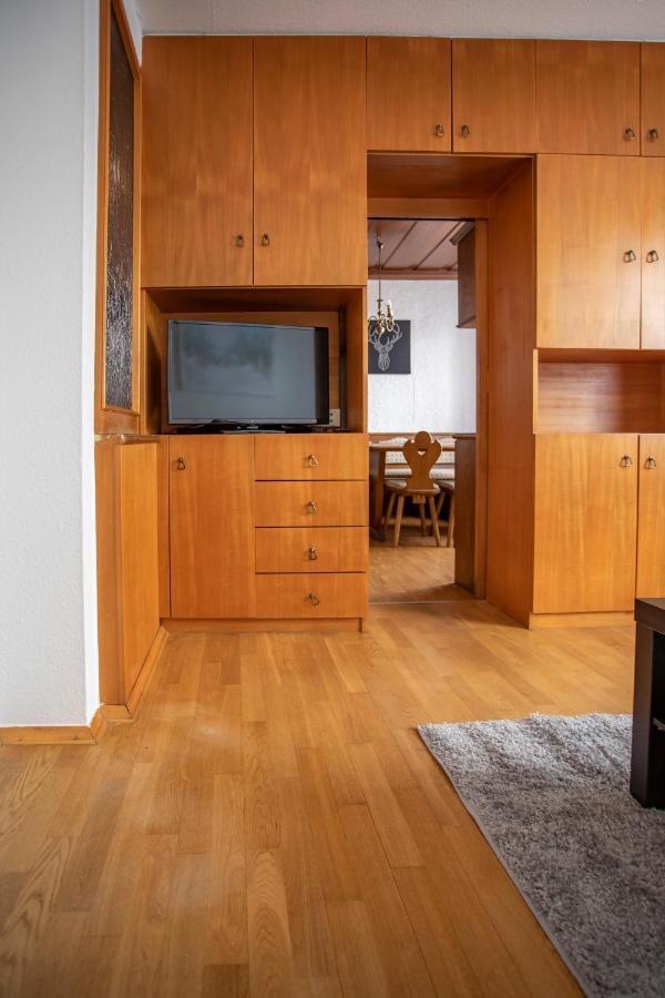 Traditional Old Town Apartment Халль в Триоле Экстерьер фото