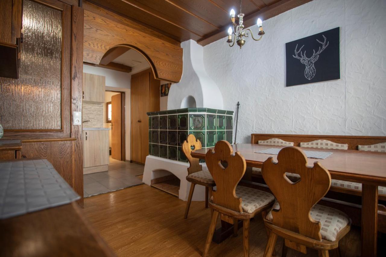 Traditional Old Town Apartment Халль в Триоле Экстерьер фото